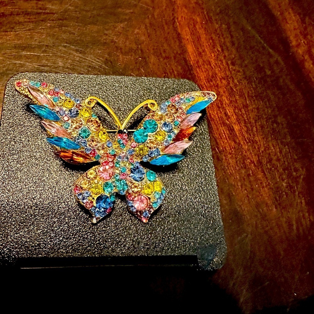 Beautiful Butterfly Brooch aqua blue pink and gold accents